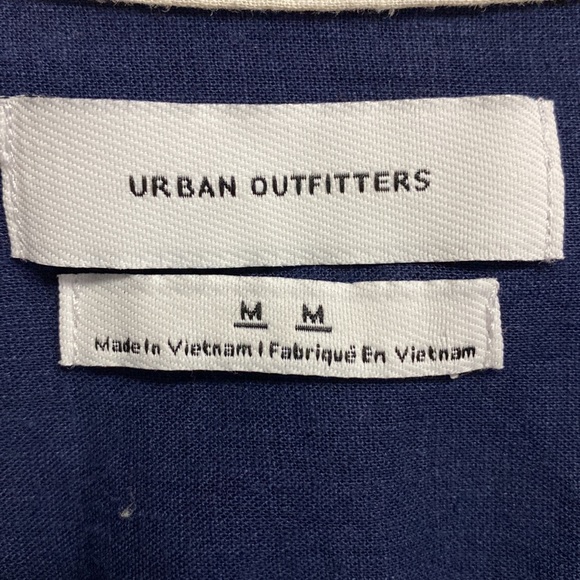 Dress shirt - Picture 2 of 2